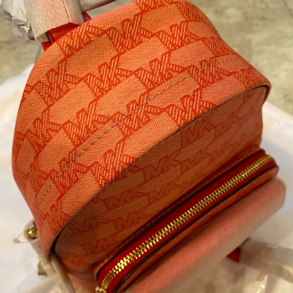 NWT Michael Kors Signature Red Leather Backpack With The Wallet Small Size - Picture 3 of 6